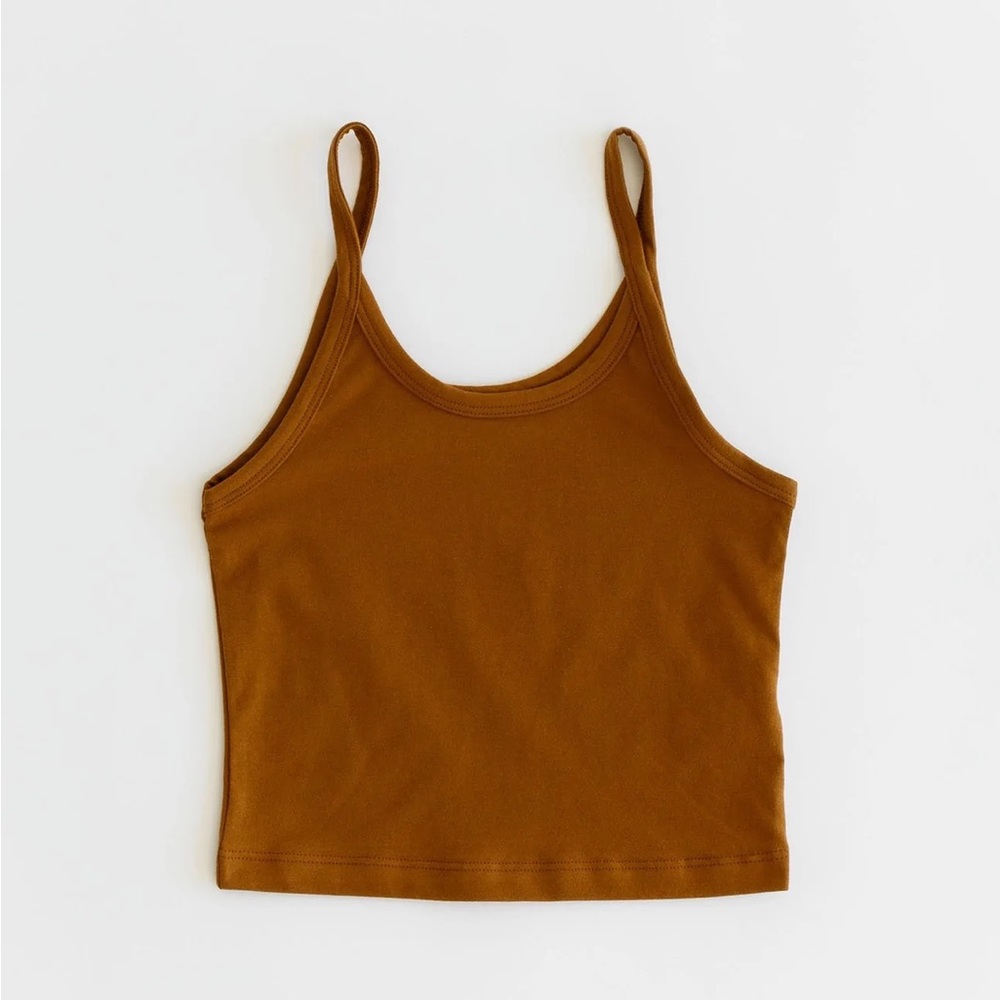 ARQ women's crop tank in toffee 2X